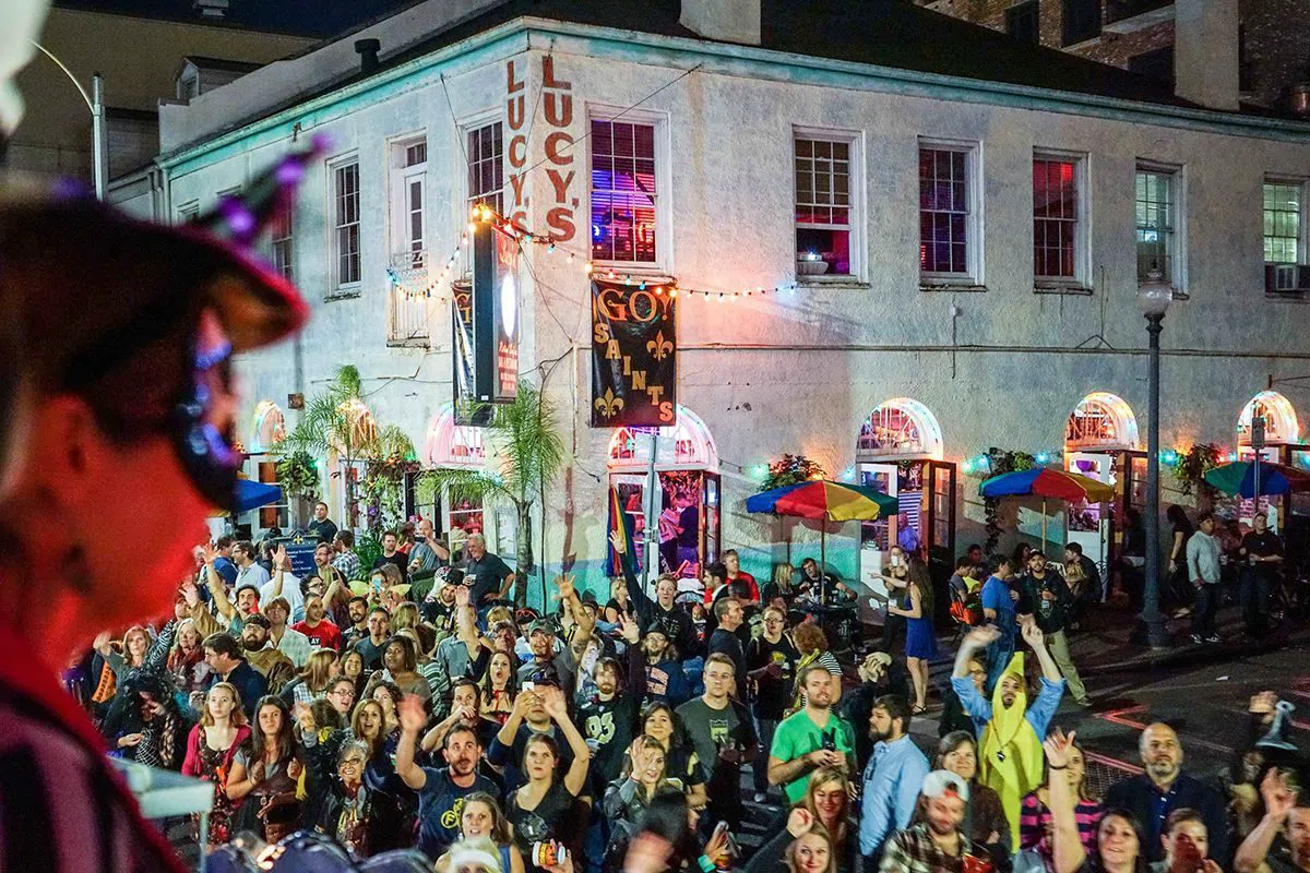Sådan ser du Krewe of Boo rulle gennem New Orleans