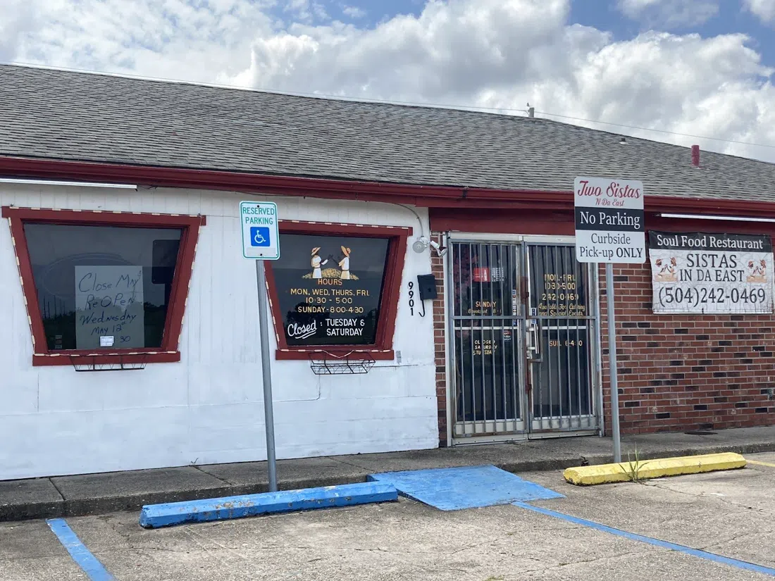 Two Sisters in Treme, Nouvelle-Orléans