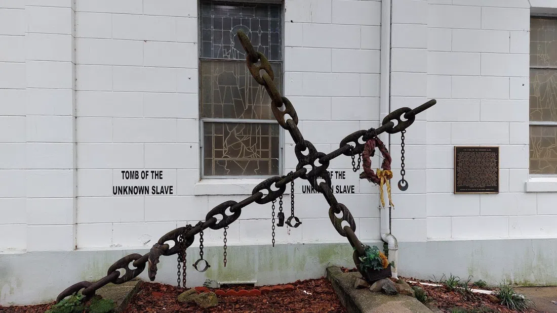 St. Augustine Catholic Church \u0026 Tomb of the Unknown Slave, New Orleans