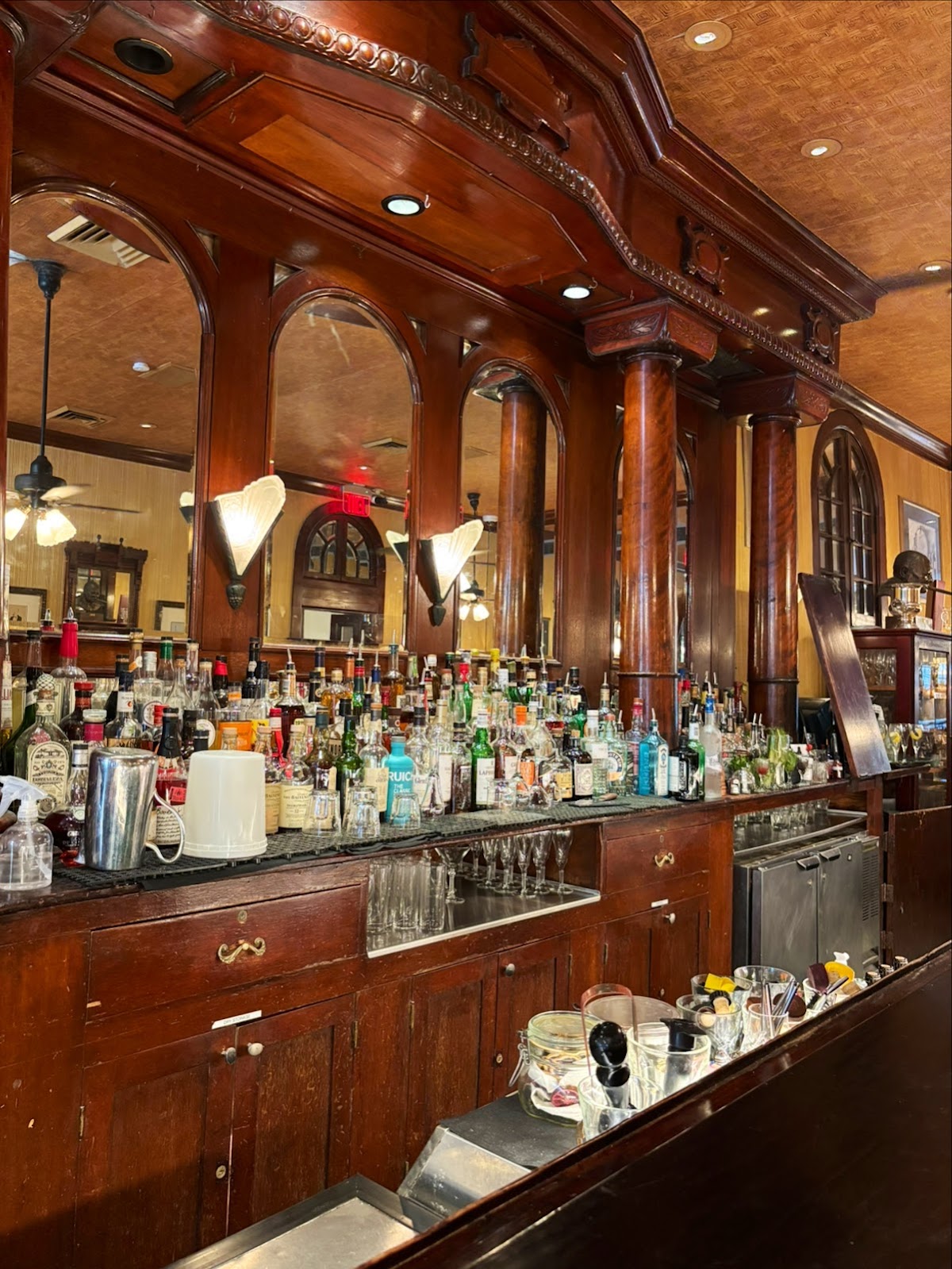 Arnaud's French 75 Bar — photo 4