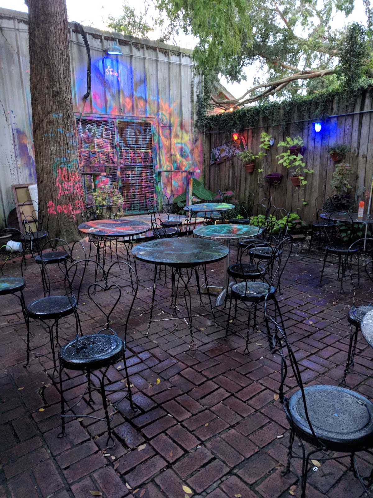 Maple Leaf Bar — photo 2