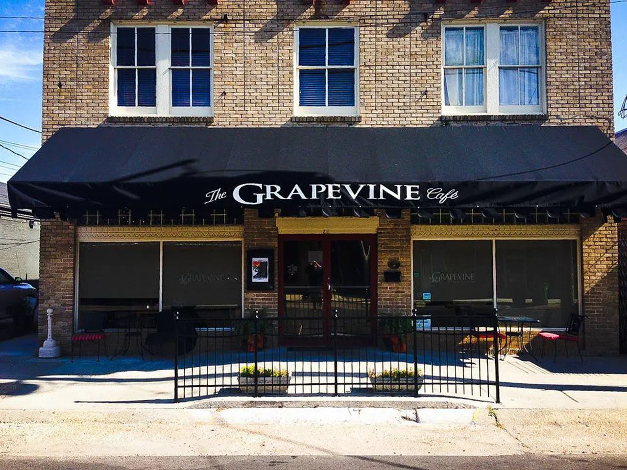 Grapevine Cafe and Gallery, New Orleans