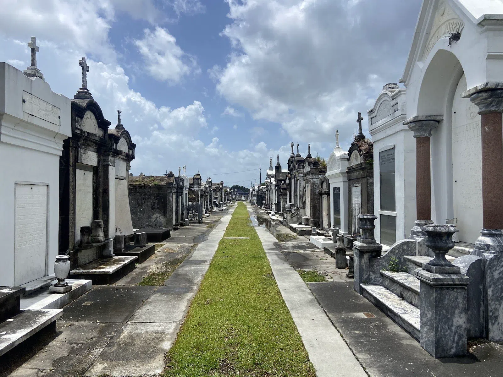 Lafayette Cemetery No. 2, Nova Orleans